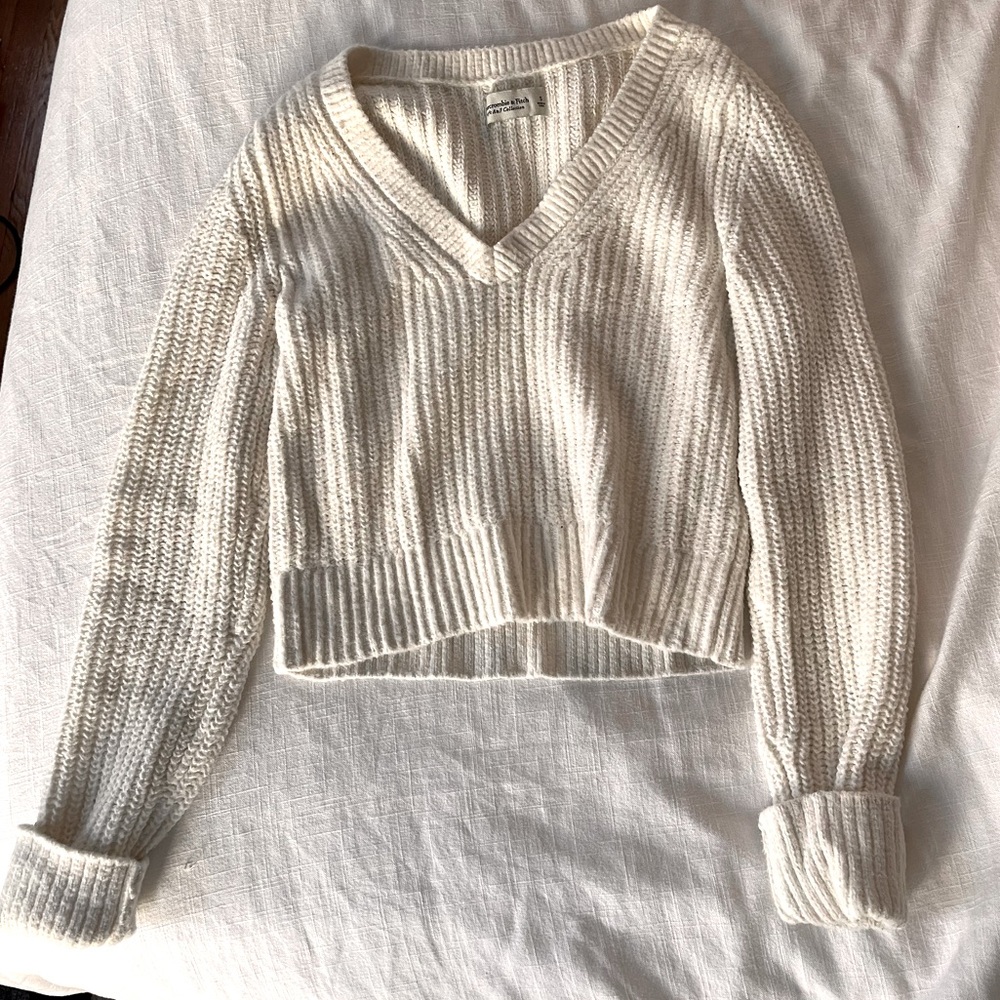 Abercrombie Cropped Sweater - Cream XS